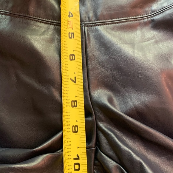 WHBM Vegan Leather Runway Leggings Navy Blue Size 0 Chic Classic Boho Festival - Picture 11 of 15